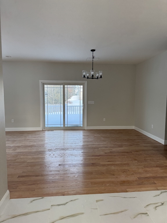 81 West Crystal Brook Drive Springfield, MA 01118 - Photo 6 of 22