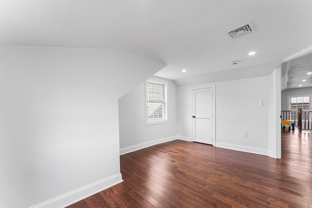 70 Edgehill Road Winthrop, MA 02152 - Photo 23 of 40