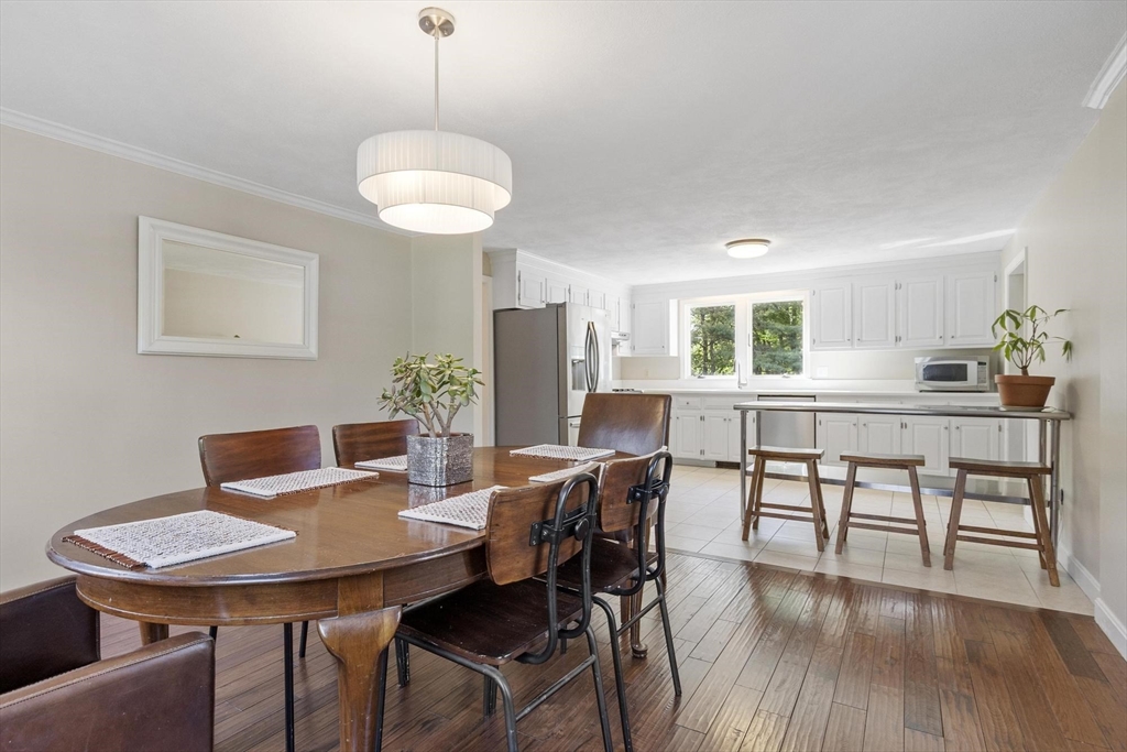 9 Butternut Road Westford, MA 01886 - Photo 10 of 42
