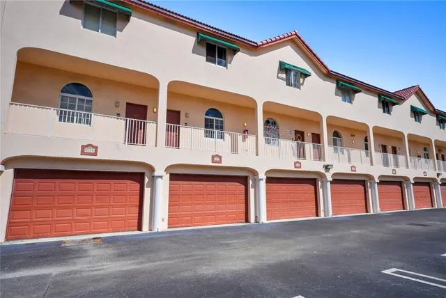 a picture of a bench in the floor