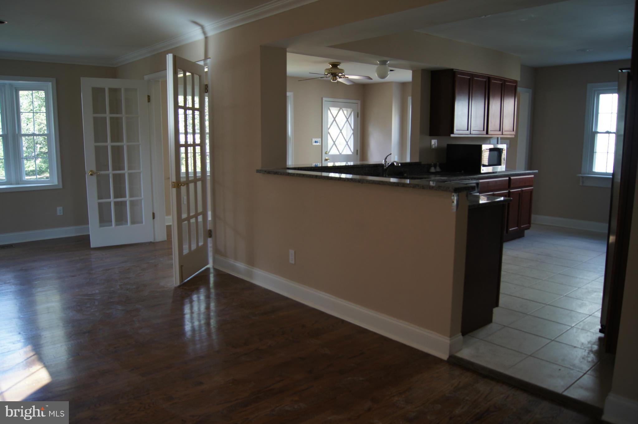 536 Anneslie Road Baltimore, MD 21212 - Photo 4 of 25 Dining Room open to kitchen
