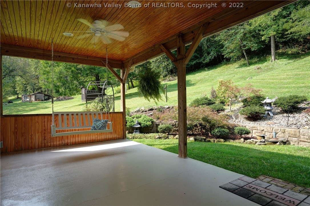 1231 Paula Road Charleston, WV 25314 - Photo 3 of 39 Gallery Image 3