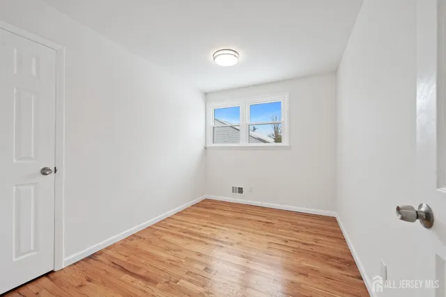 $565,000 | 143 Summers Avenue, Piscataway, NJ 08854