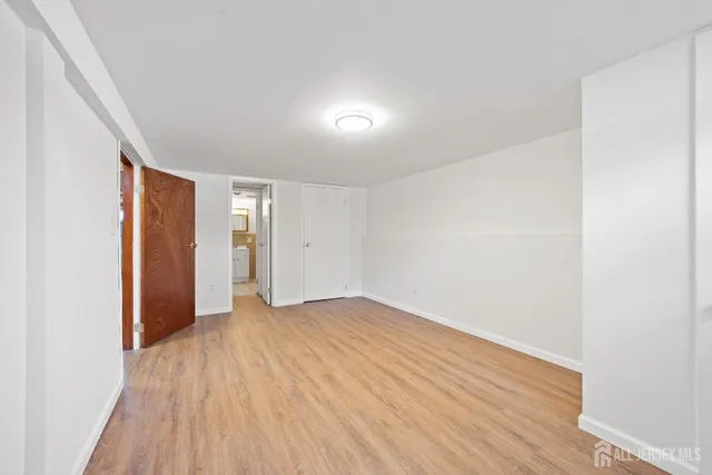 $565,000 | 143 Summers Avenue, Piscataway, NJ 08854