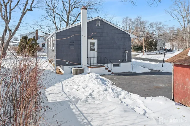 $565,000 | 143 Summers Avenue, Piscataway, NJ 08854