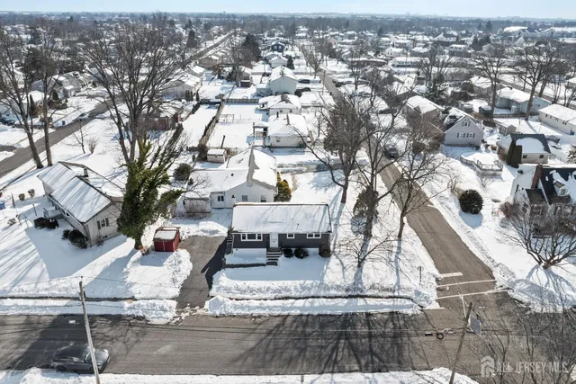 $565,000 | 143 Summers Avenue, Piscataway, NJ 08854