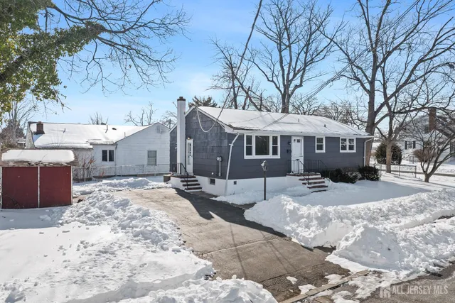 $565,000 | 143 Summers Avenue, Piscataway, NJ 08854