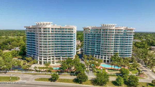 $3,095 | 2228 Beach Drive, Unit 1002, Gulfport, MS 39507
