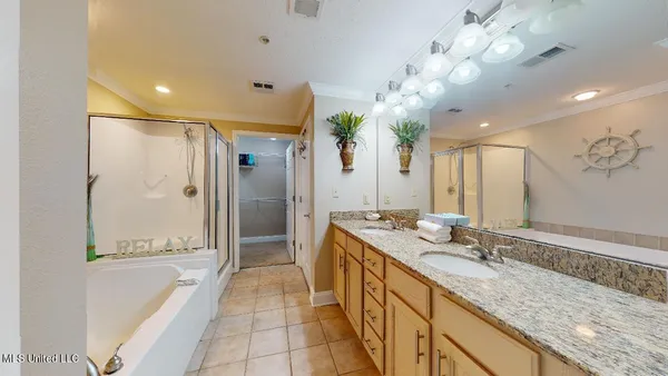 $3,095 | 2228 Beach Drive, Unit 1002, Gulfport, MS 39507