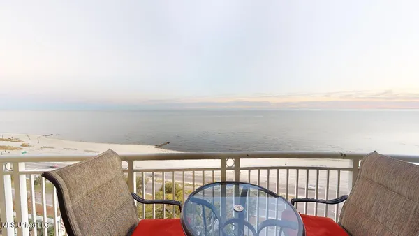 $3,095 | 2228 Beach Drive, Unit 1002, Gulfport, MS 39507