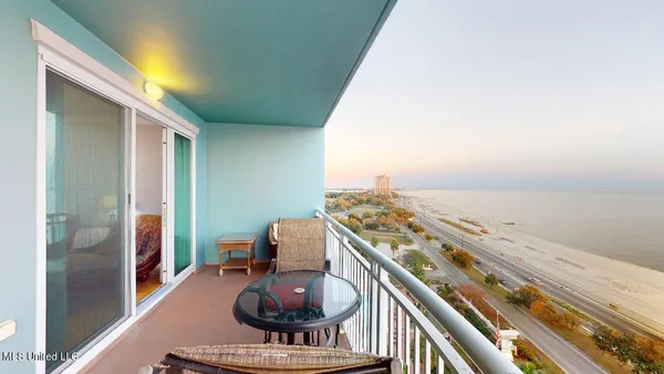 $3,095 | 2228 Beach Drive, Unit 1002, Gulfport, MS 39507