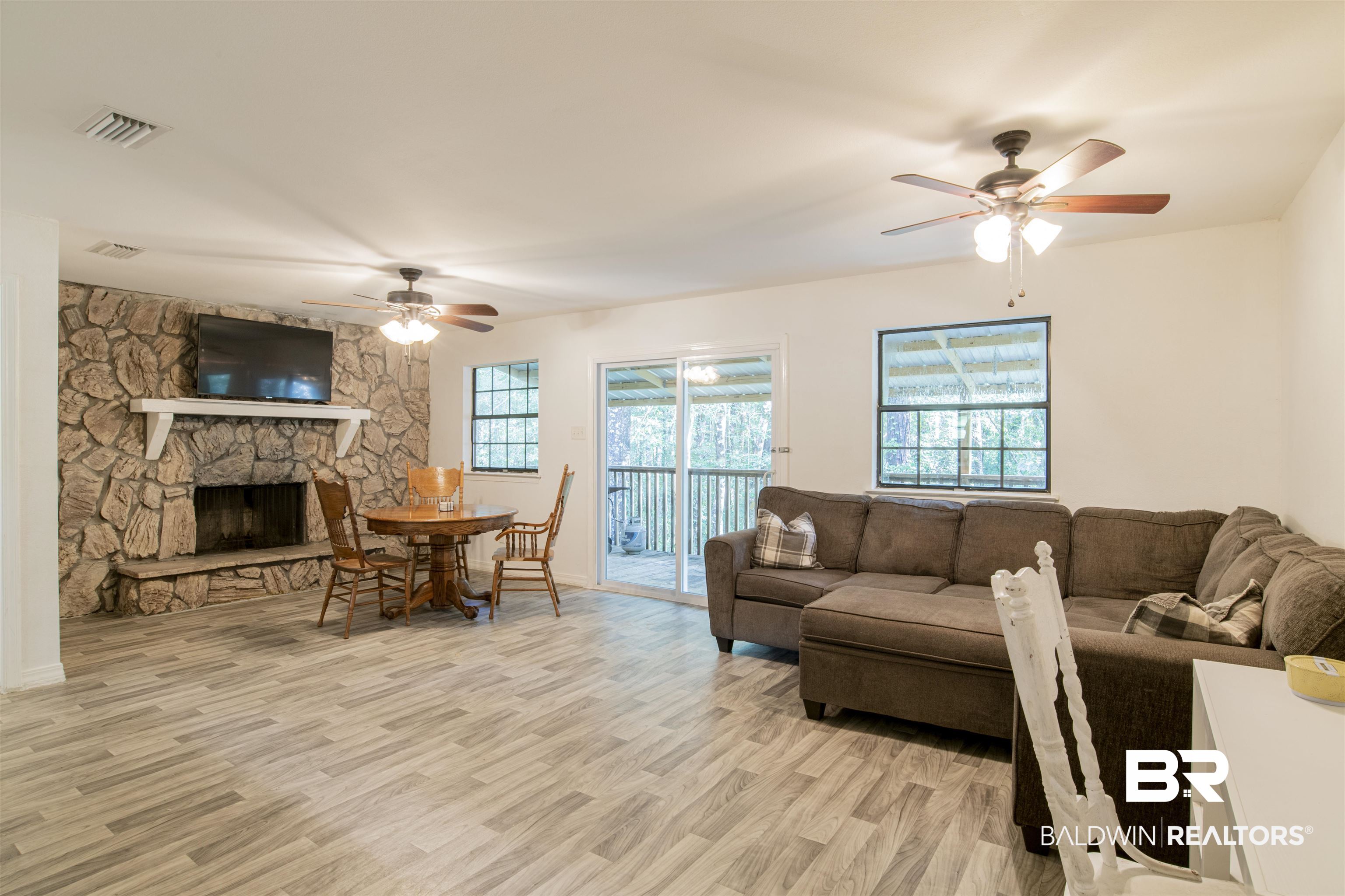 366 Ridgewood Drive Daphne, AL 36526 - Photo 5 of 21