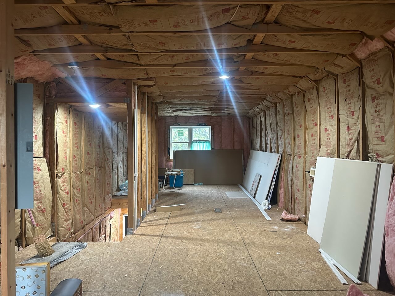 1519 Pine Street Murphysboro, IL 62966 - Photo 12 of 12 a view of an empty room with glass door