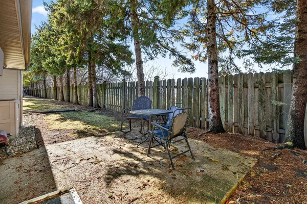 $225,000 | 71 Spencer Village Court, Appleton, WI 54914