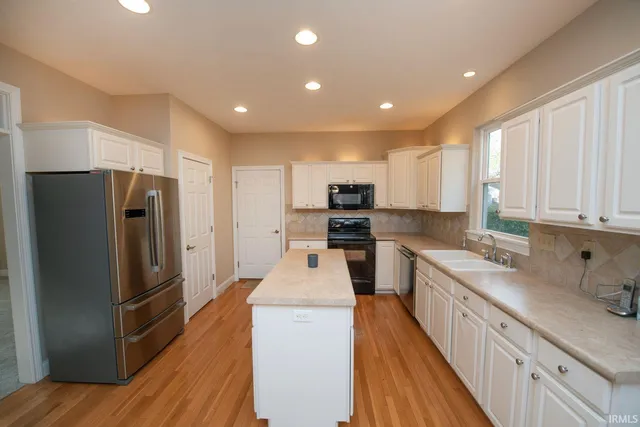 $524,900 | 908 Rainbow Court, Lafayette, IN 47904