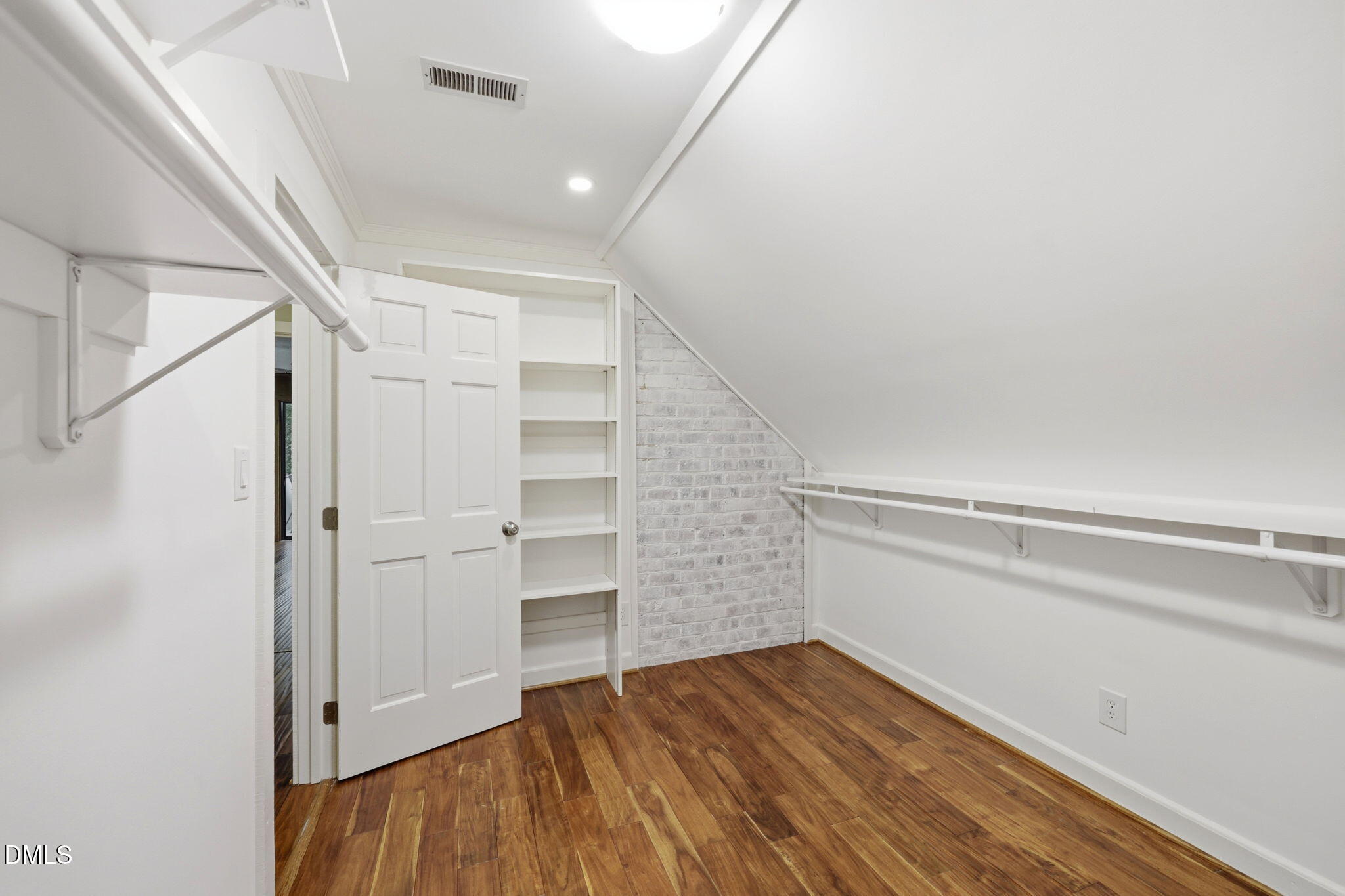 8704 Danbury Circle Raleigh, NC 27613 - Photo 39 of 70 45-web-or-mls-IMG_2768