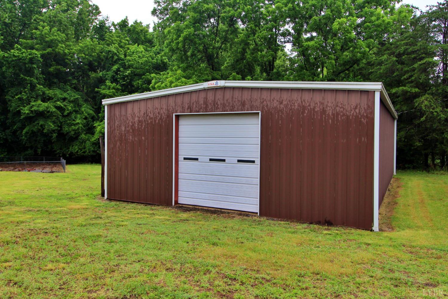 5920 Farmville Road Farmville, VA 23901 - Photo 2 of 33