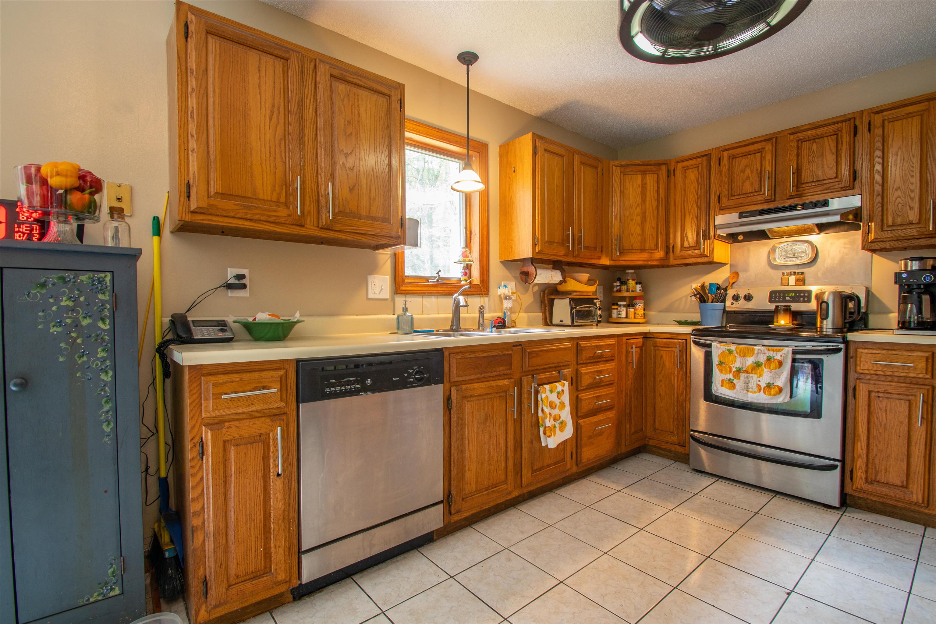 20 Binney Hill Road New Ipswich, NH 03071 - Photo 3 of 36 Gallery Image 3