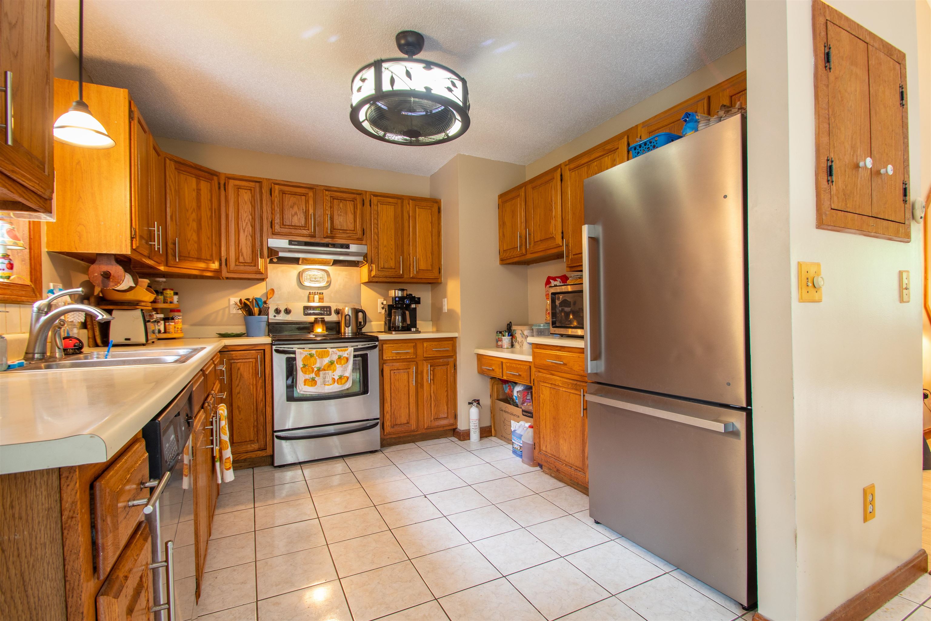 20 Binney Hill Road New Ipswich, NH 03071 - Photo 4 of 36 Gallery Image 4