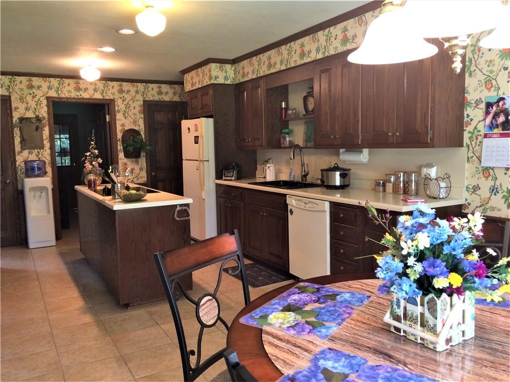 112 Rutgers Drive New Castle, PA 16105 - Photo 9 of 23 Gallery Image 9