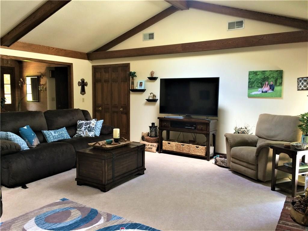 112 Rutgers Drive New Castle, PA 16105 - Photo 10 of 23 Gallery Image 10