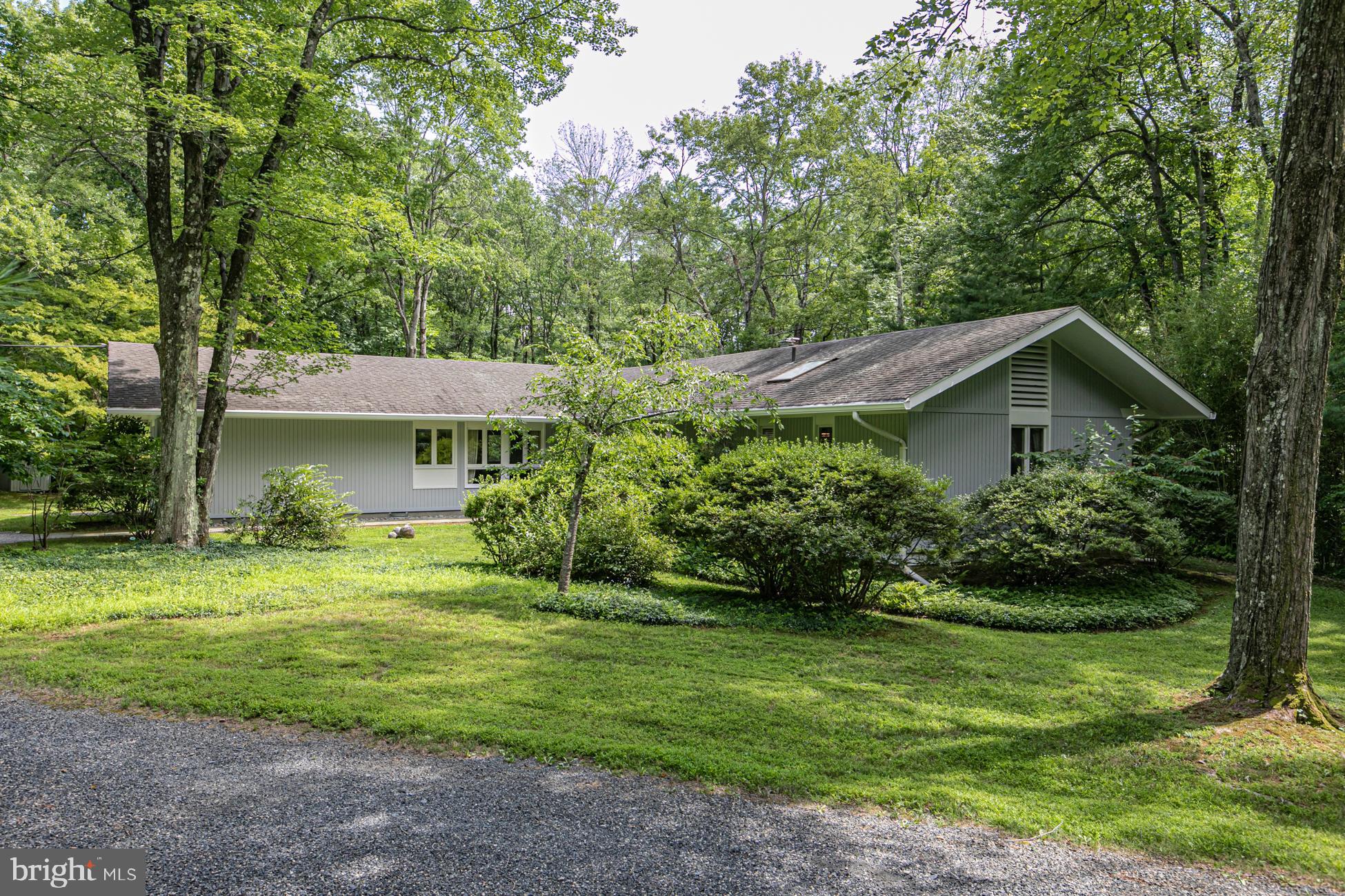 292 Ridgeview Road Princeton, NJ 08540 - Photo 2 of 26