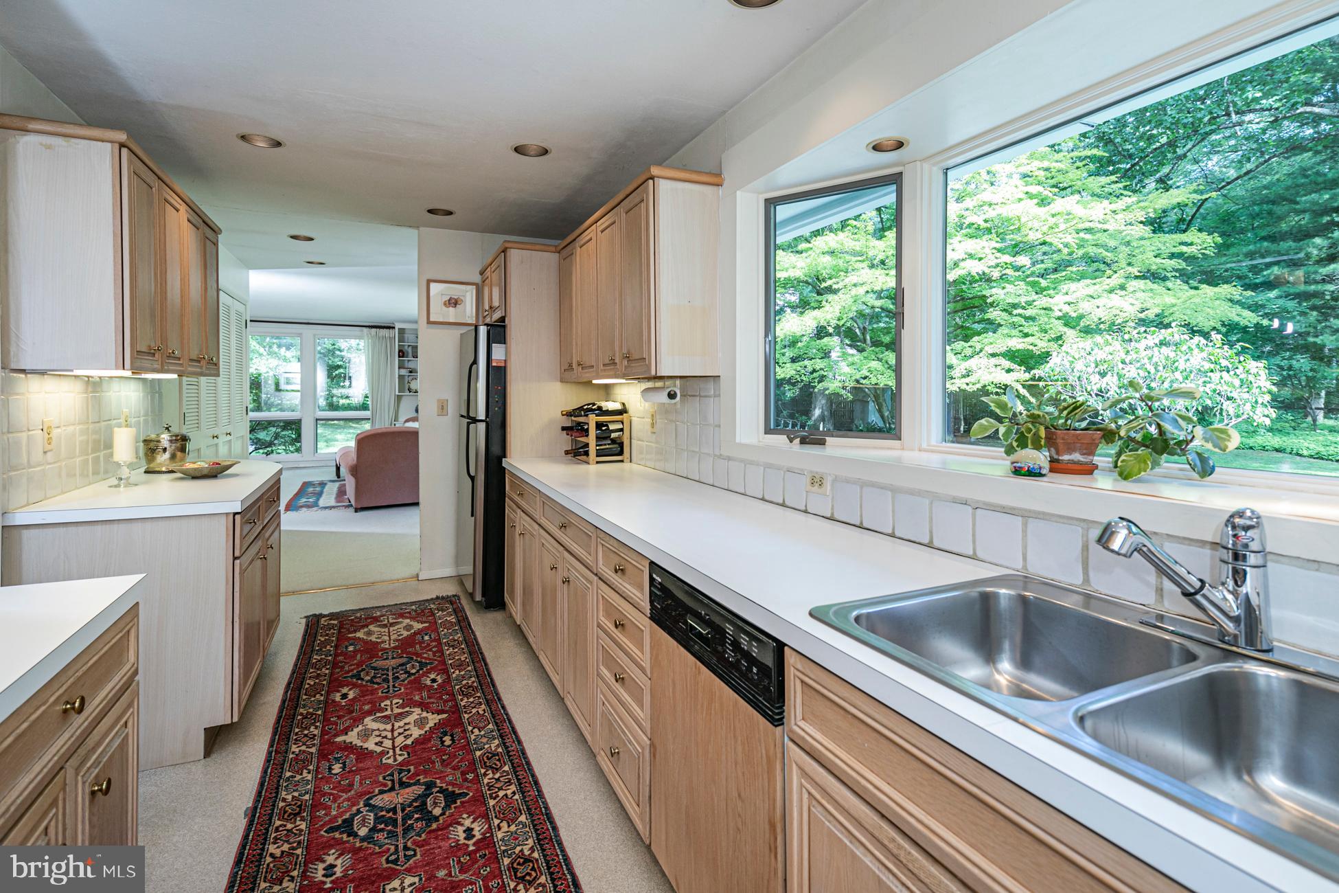 292 Ridgeview Road Princeton, NJ 08540 - Photo 11 of 26