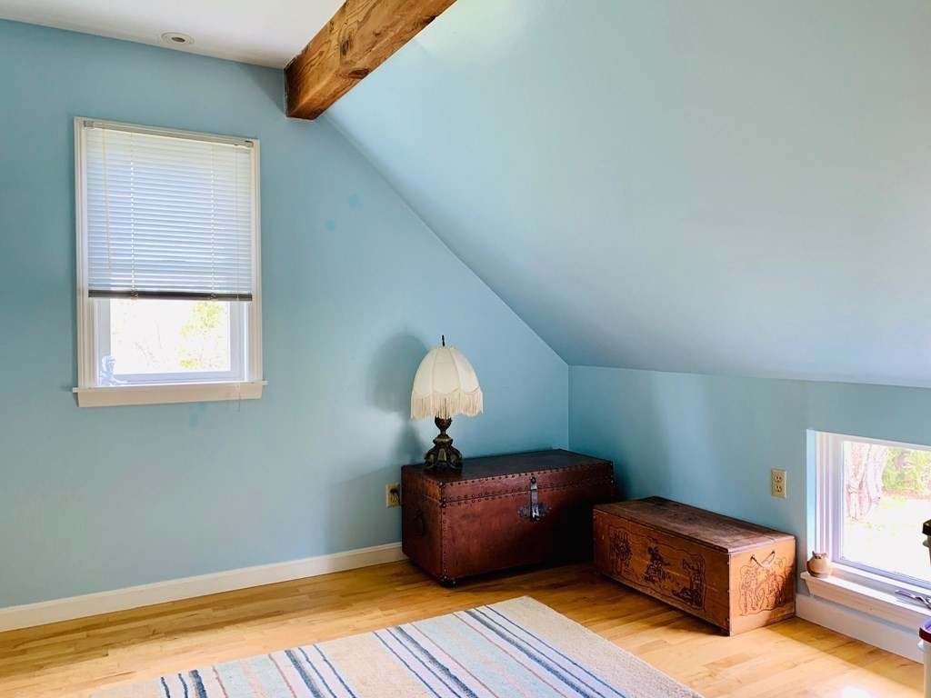 382 Middle Street Amherst, MA 01002 - Photo 22 of 42 Gallery Image 22