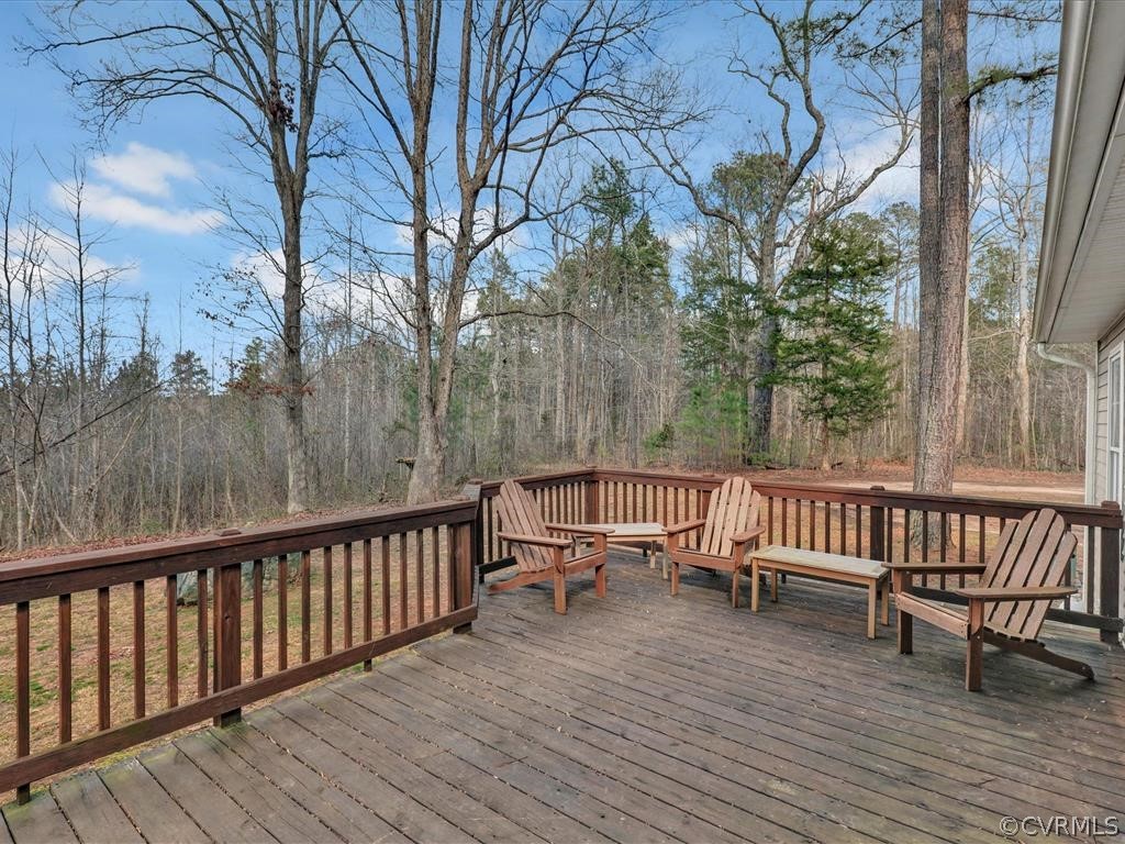 2560 Flat Rock Road Blackstone, VA 23824 - Photo 4 of 31 Gallery Image 4