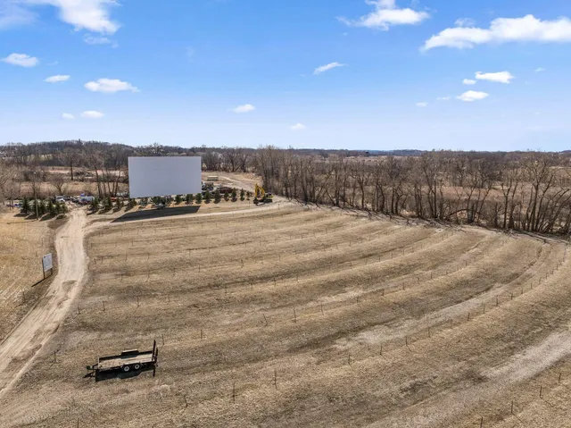 $585,000 | 417 James Parkway, Elko New Market, MN 55054