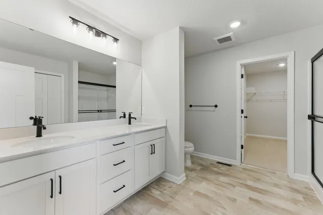 $585,000 | 417 James Parkway, Elko New Market, MN 55054