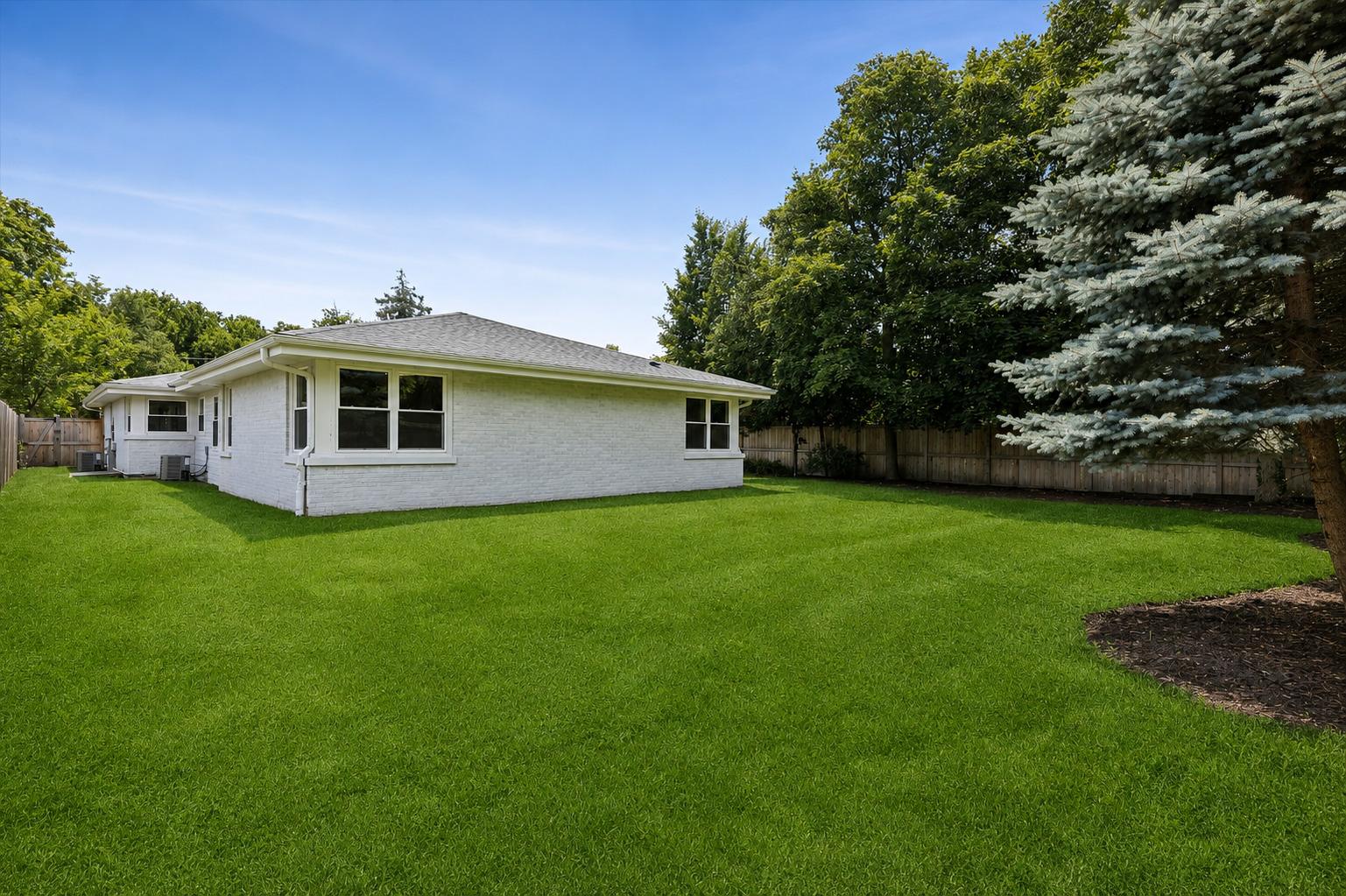 910 Glenview Road Glenview, IL 60025 - Photo 35 of 37