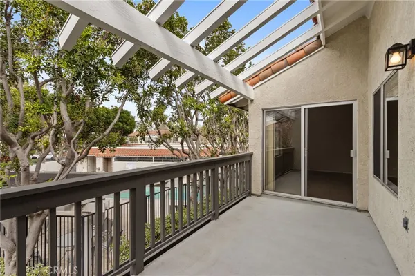 $698,900 | 262 Lemon Grove, Irvine, CA 92618