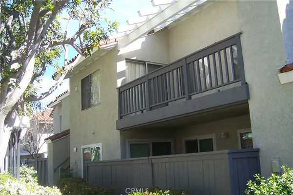 $699,900 | 262 Lemon Grove, Irvine, CA 92618