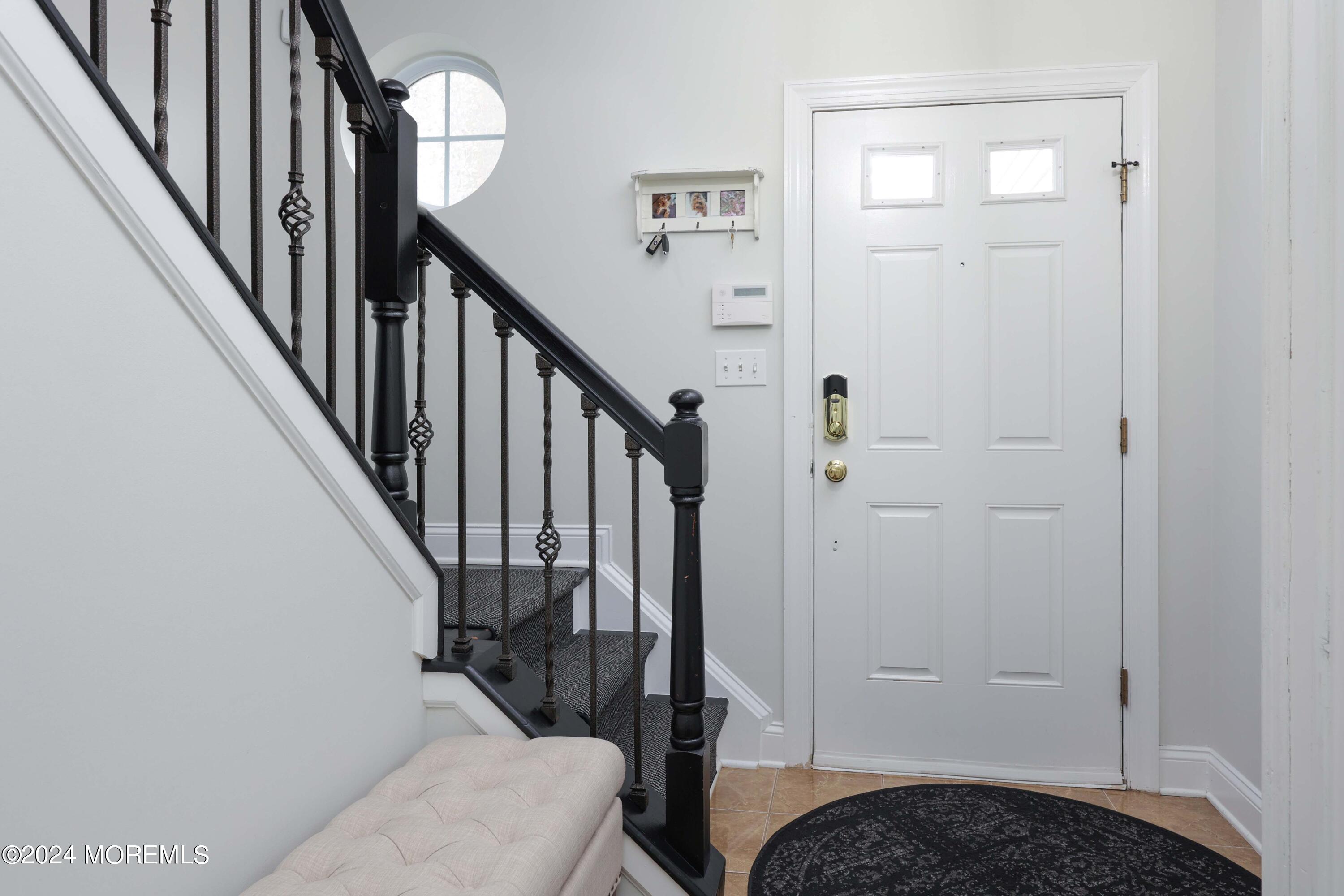 702 Abby Road Middletown, NJ 07748 - Photo 3 of 33 758A1229
