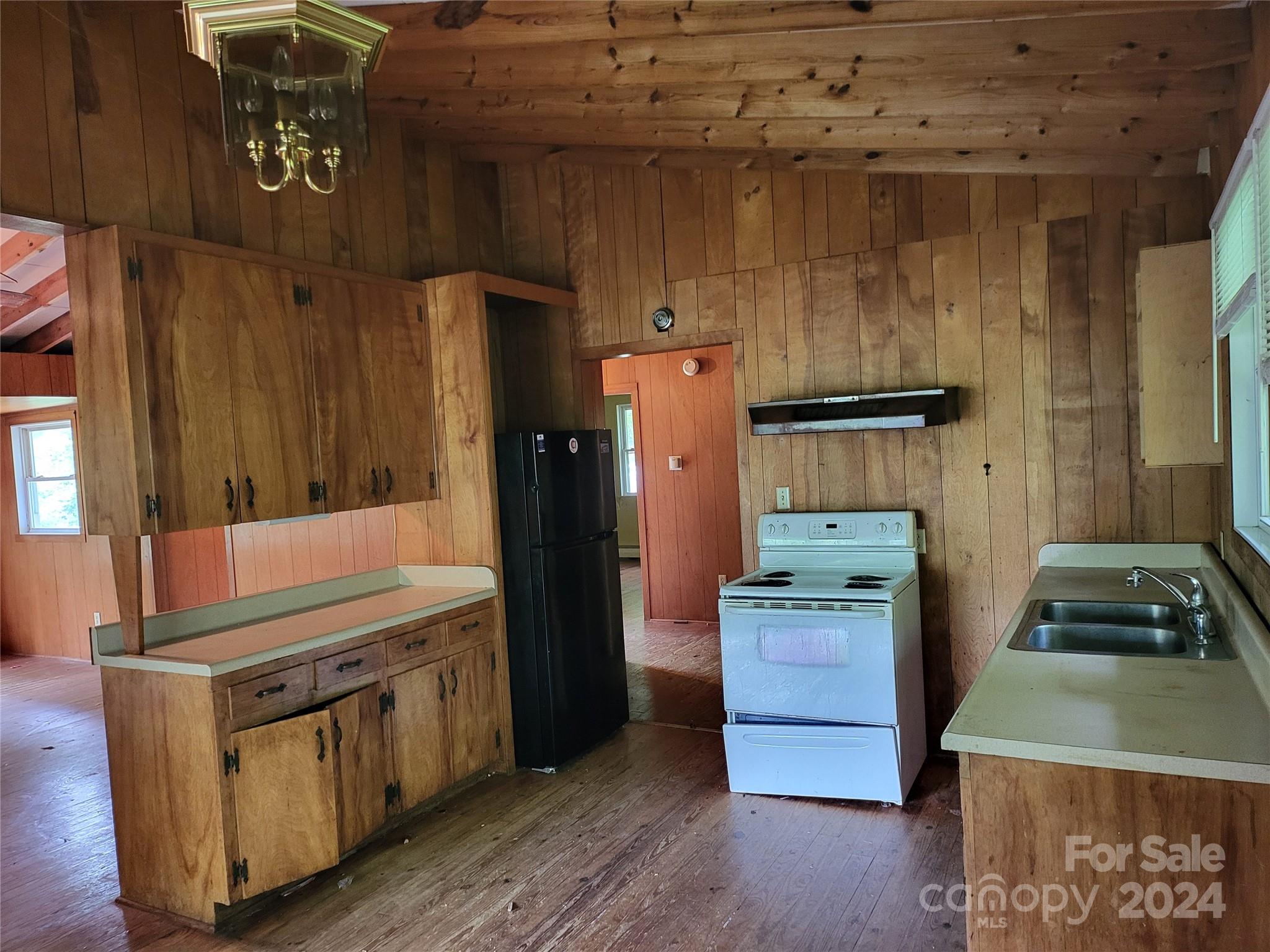 2086 Walnut Hollow Road Brevard, NC 28712 - Photo 11 of 17 Gallery Image 11