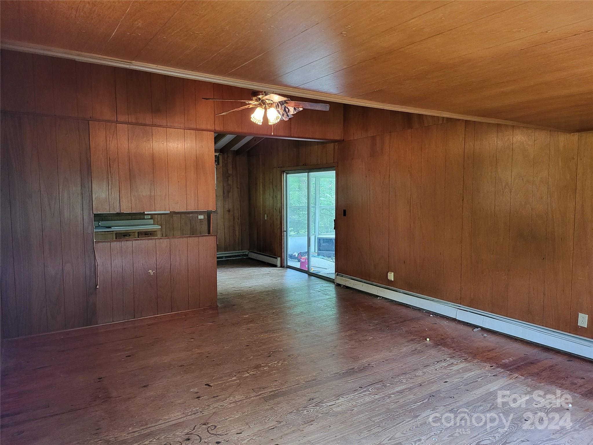 2086 Walnut Hollow Road Brevard, NC 28712 - Photo 9 of 17 Gallery Image 9
