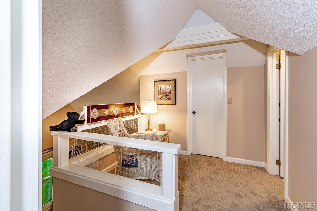 69 Chestnut Ridge, Unit 7 Sapphire, NC 28774 - Photo 23 of 28 Gallery Image 23
