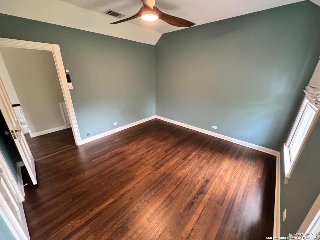 626 Terrell Road Terrell Hills, TX 78209 - Photo 14 of 24