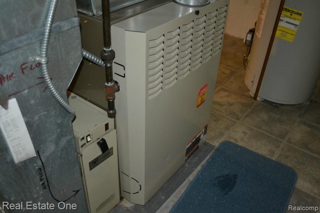 419 Lake Forest Road Rochester, MI 48309 - Photo 77 of 99 Newer Gas Forced Air Furnace