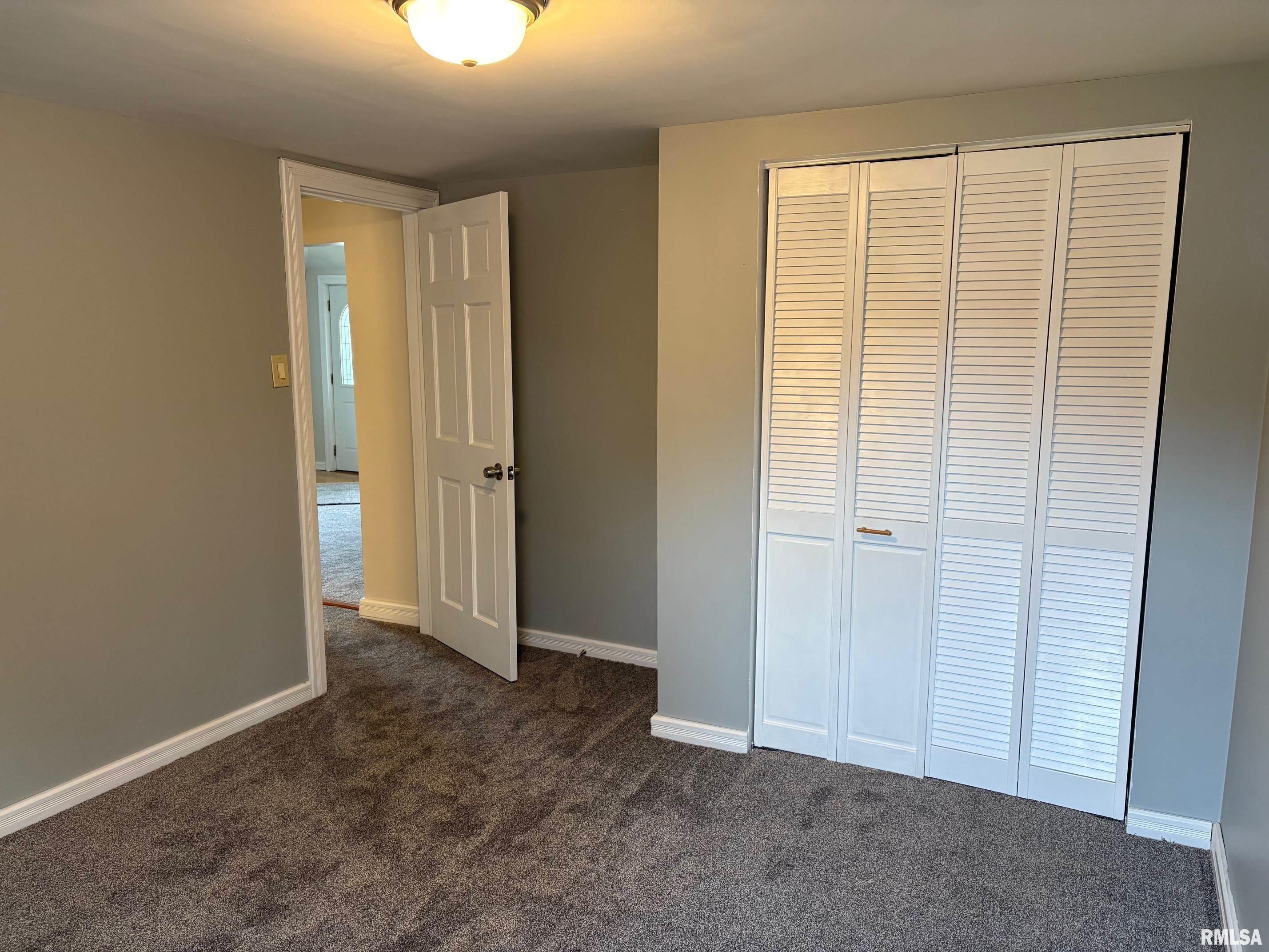 209 Locust Street Jacksonville, IL 62650 - Photo 12 of 19