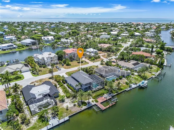 $2,395,000 | 896 Limpet Drive, Sanibel, FL 33957