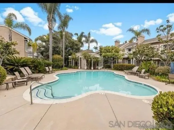 $5,000 | 8585 Via Mallorca, Unit 231, La Jolla, CA 92037