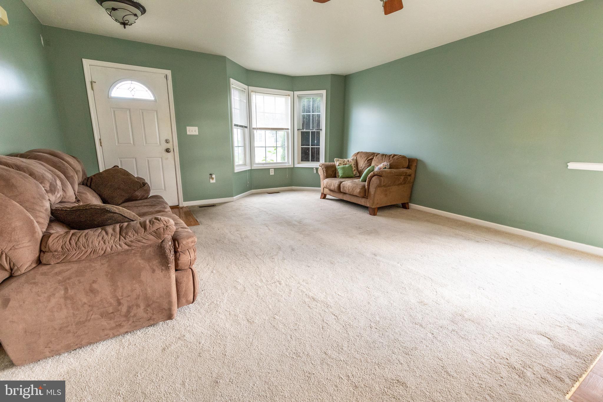 79 Peter Rabbit Drive Ranson, WV 25438 - Photo 5 of 53