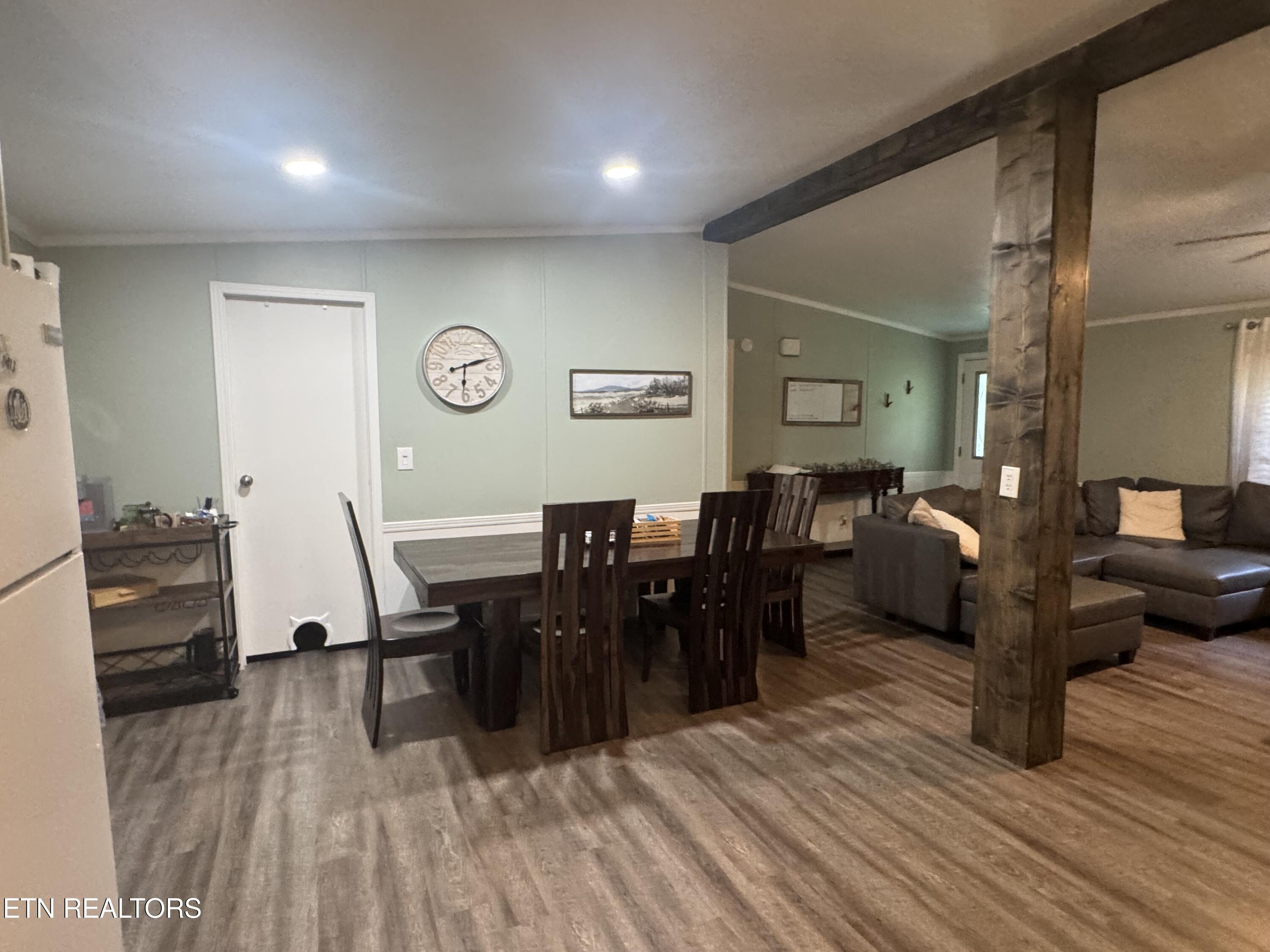 810 Rochester Avenue Middlesboro, KY 40965 - Photo 5 of 15 Dining Room