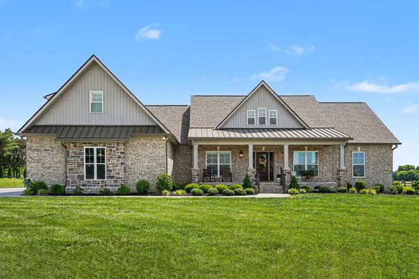 $875,000 | 8002 Traditions Lane, Columbia, TN 38401