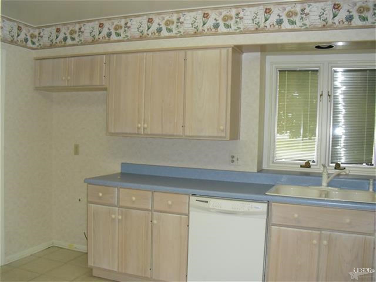 6523 Winchester Road Fort Wayne, IN 46819 - Photo 8 of 14
