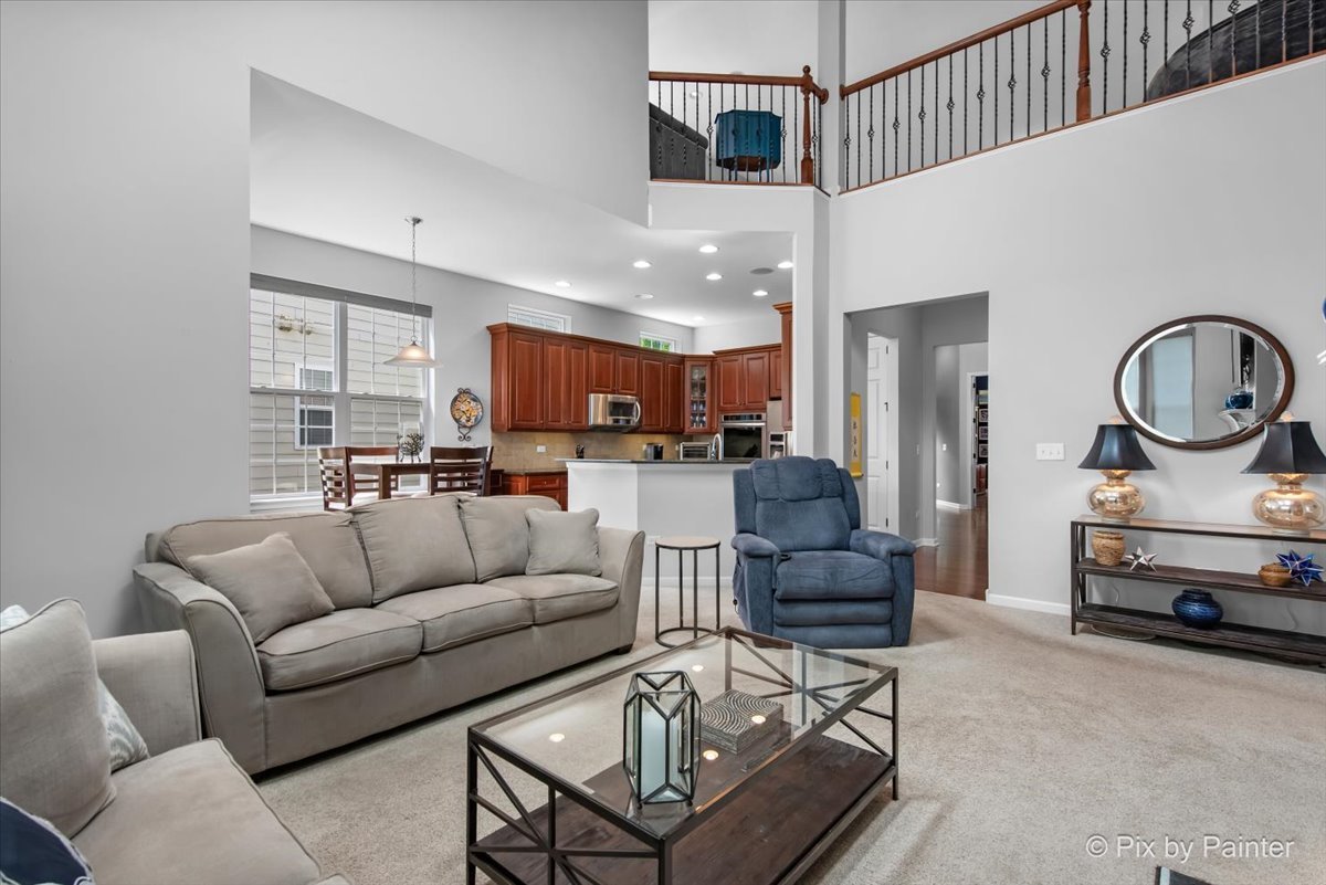 3879 Seigle Drive Elgin, IL 60124 - Photo 13 of 44 a living room with furniture