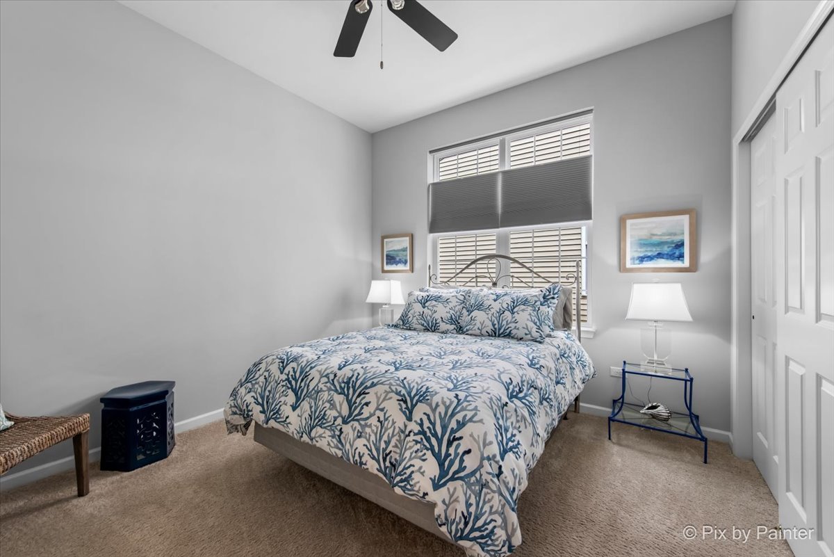 3879 Seigle Drive Elgin, IL 60124 - Photo 18 of 44 a bedroom with a bed and a window