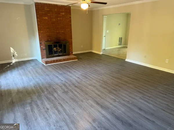 $1,700 | 888 Timbercrest Court, Lithonia, GA 30058